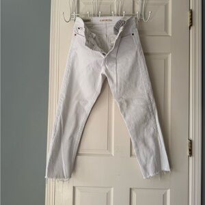 Levi's White wedgie straight with raw edge